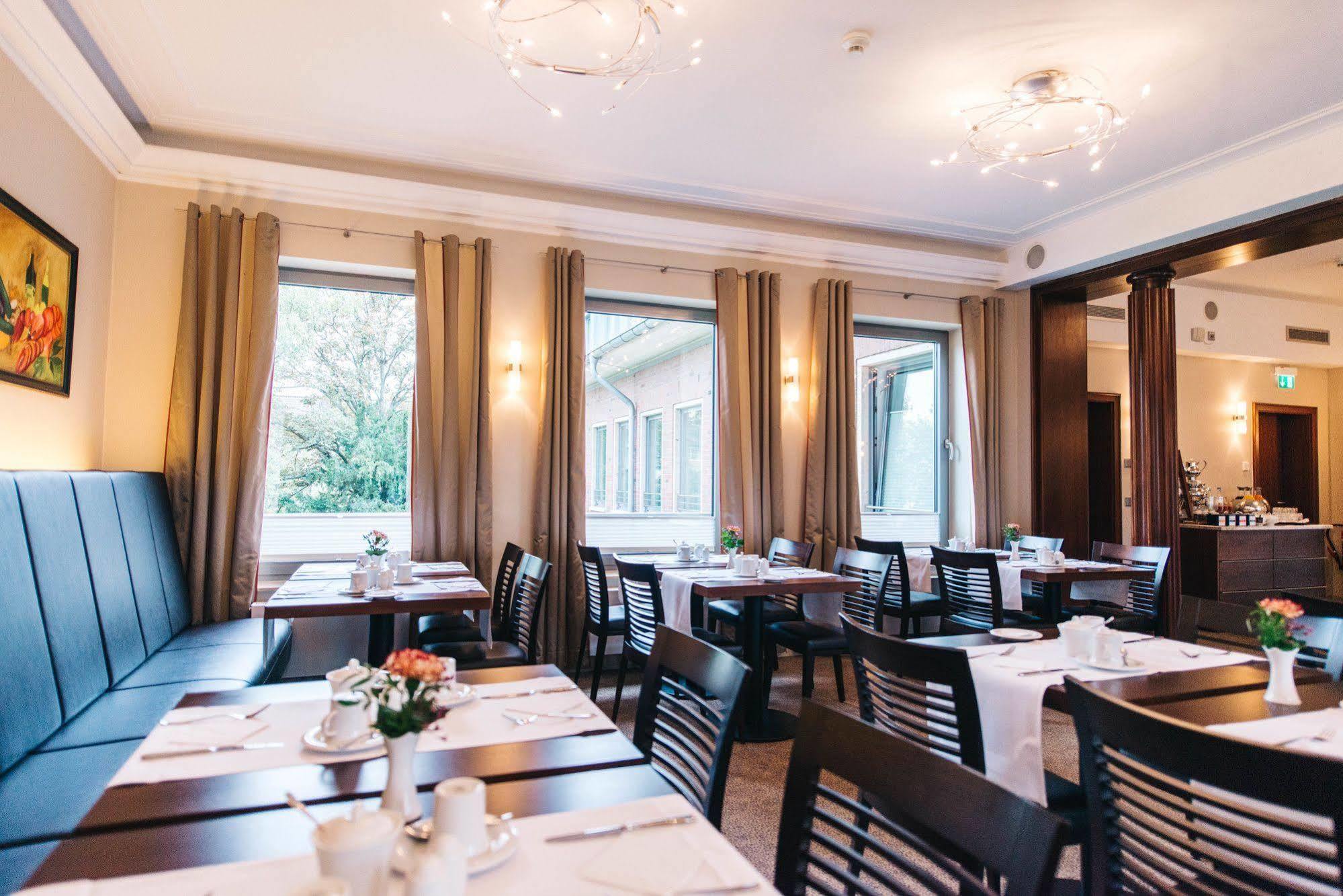 מולהיים אן דר רור Hotel Kocks Am Muehlenberg מראה חיצוני תמונה